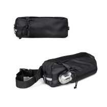 DELFOS POUCH SHINY. Torba biodrowa z 300D poliestru pochodzącego (błyszczące wykończenie) i 600D poliestru pochodzącego z e