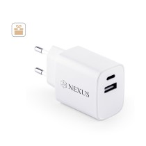 WEGENER. Zasilacz z portem USB-A 18W i USB-C 20W wykonany w ABS pochodzącego z recyklingu (100% rABS)