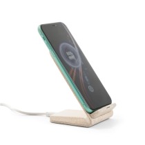 ENGLERT. Uchwyt na smartfon z szybką ładowarką bezprzewodową 10 W wykonany w ABS pochodzącego z recyklingu (70% rABS) i wł